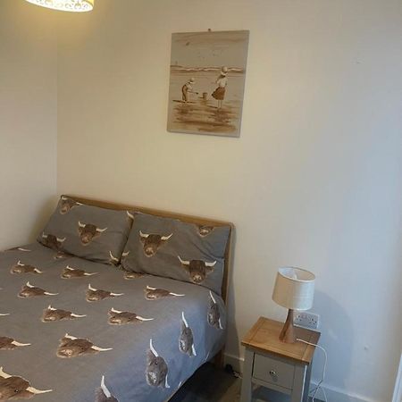 2 Bed Flat Right In Centre Of Portrush Town 아파트 외부 사진