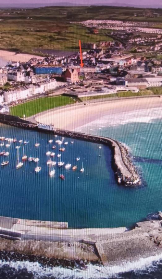 2 Bed Flat Right In Centre Of Portrush Town 아파트 외부 사진